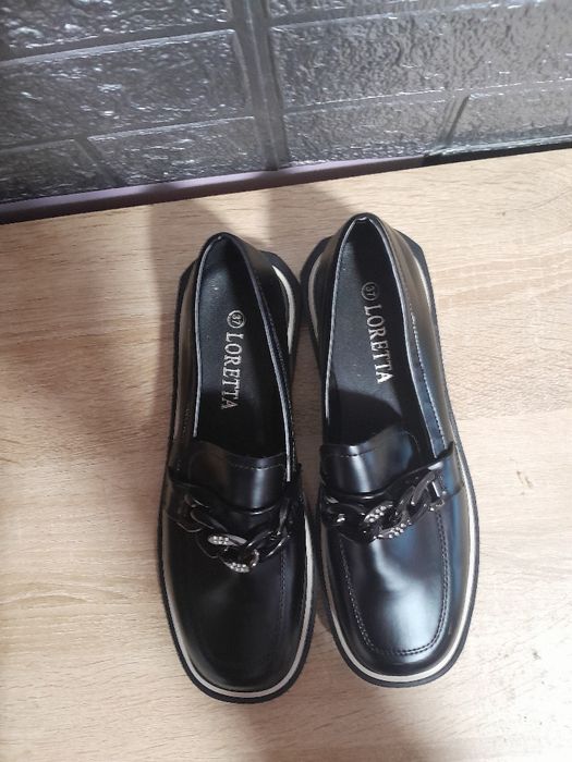 Черевики для дівчини. Loretta