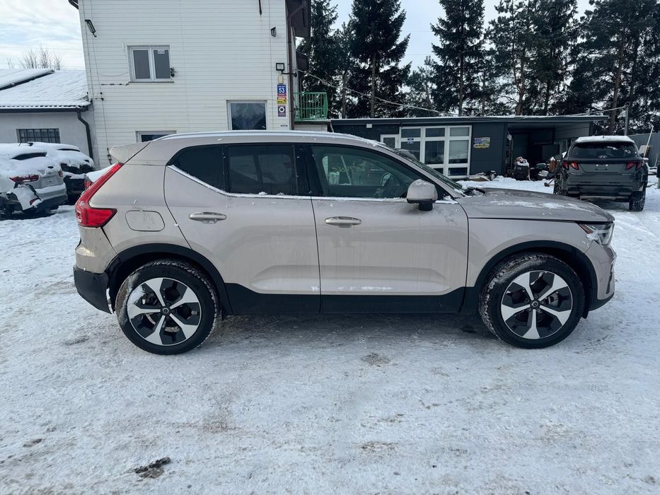 Volvo XC 40 2024 Volvo XC40 B5 4x4 - w Polsce po opłatach i akcyzie