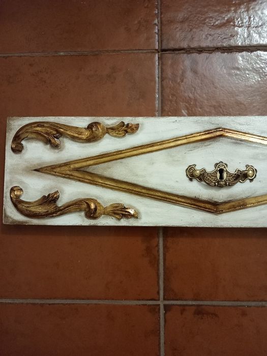 Frente de gaveta em talha dourada