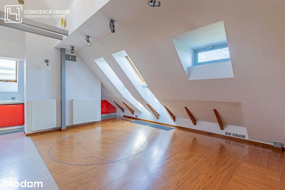 Wyjątkowy loft przy metrze Racławicka - poddasze