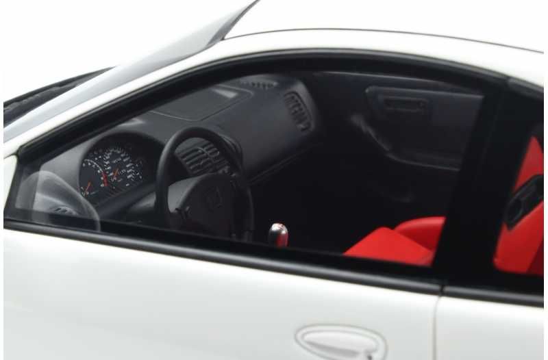 1/18 Honda Integra DC2 Euro Spec br - OTTO OT974