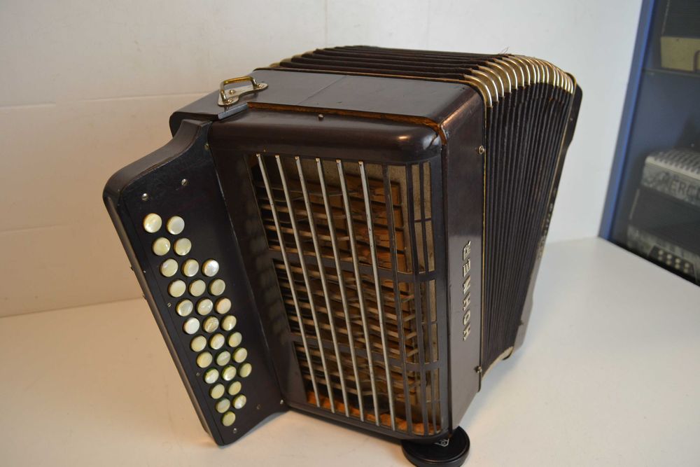 Concertina Hohner Morino  3 Voz .