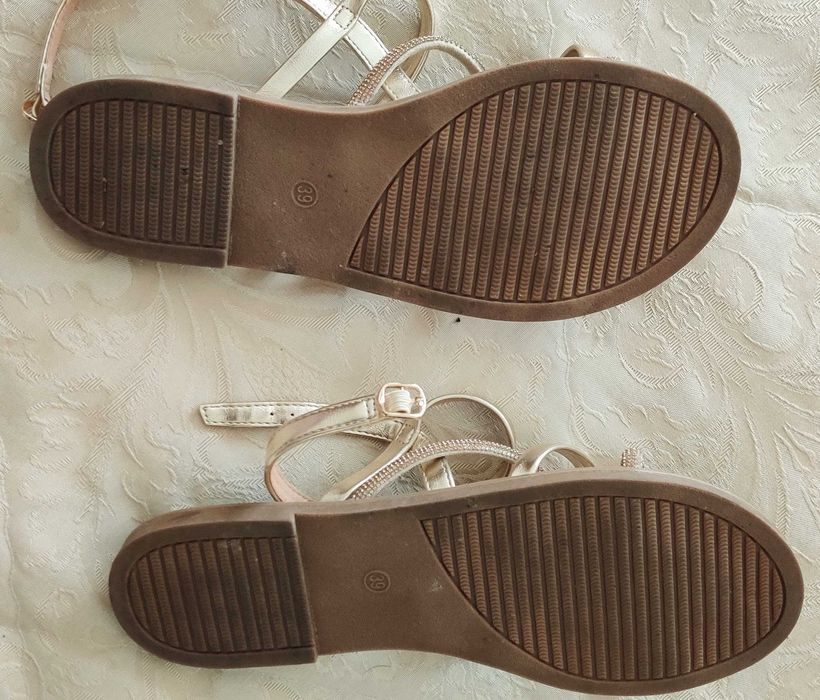 Sandálias para menina/senhora (tam. 39)