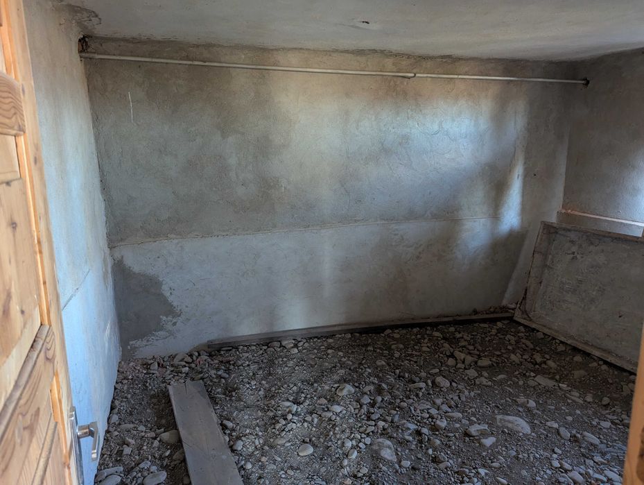 Продається будинок із земельною ділянкою у с. Старі Богородчани (12)