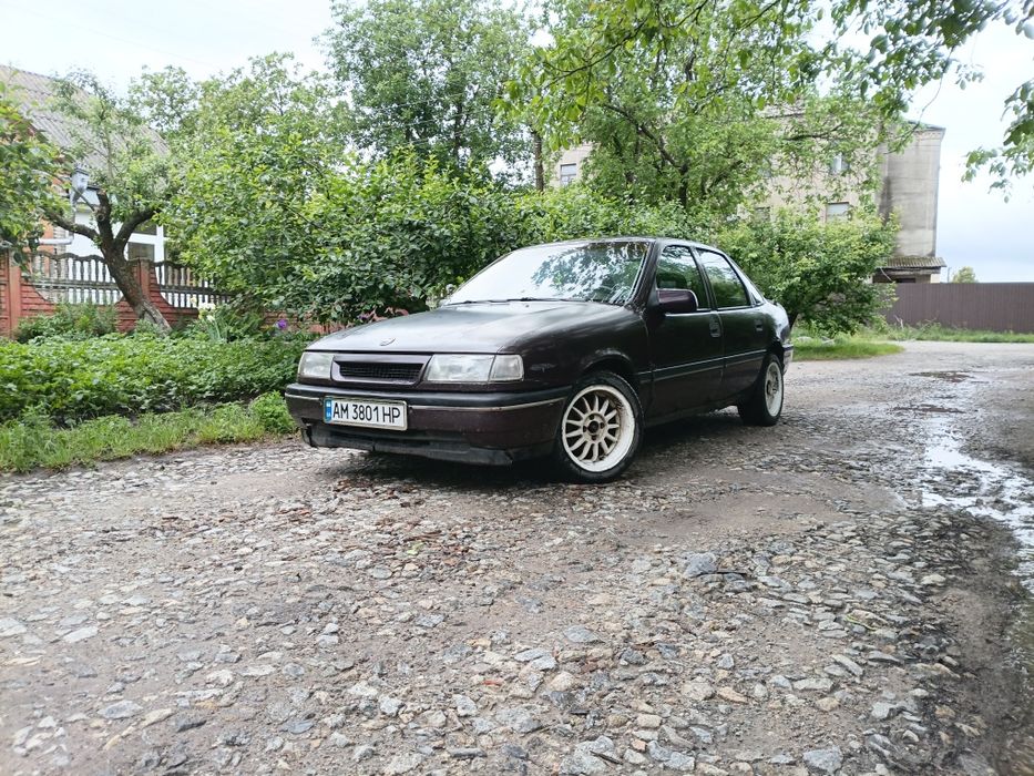 Продам Opel Vectra 1.8