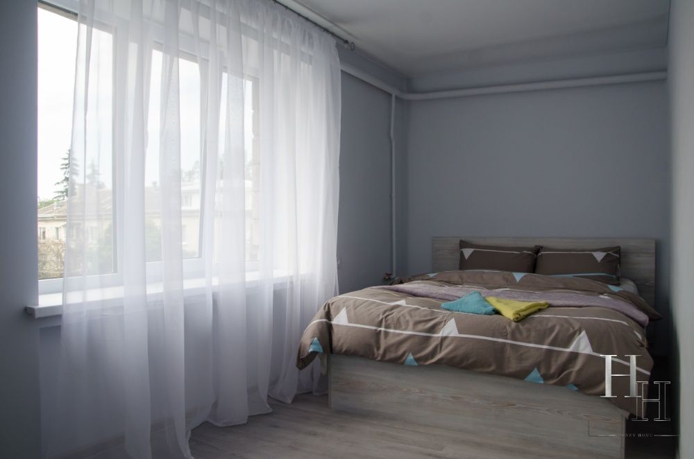 ЦЕНТР 2-кім квартира. вул Руська + Звітні документи