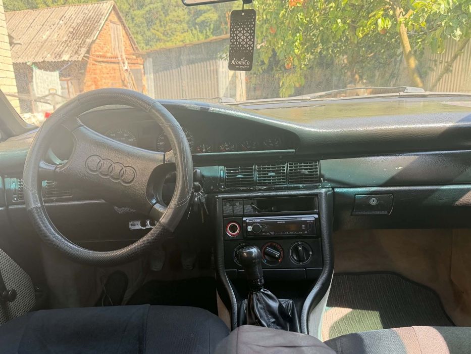 Audi  100 газ/бенз