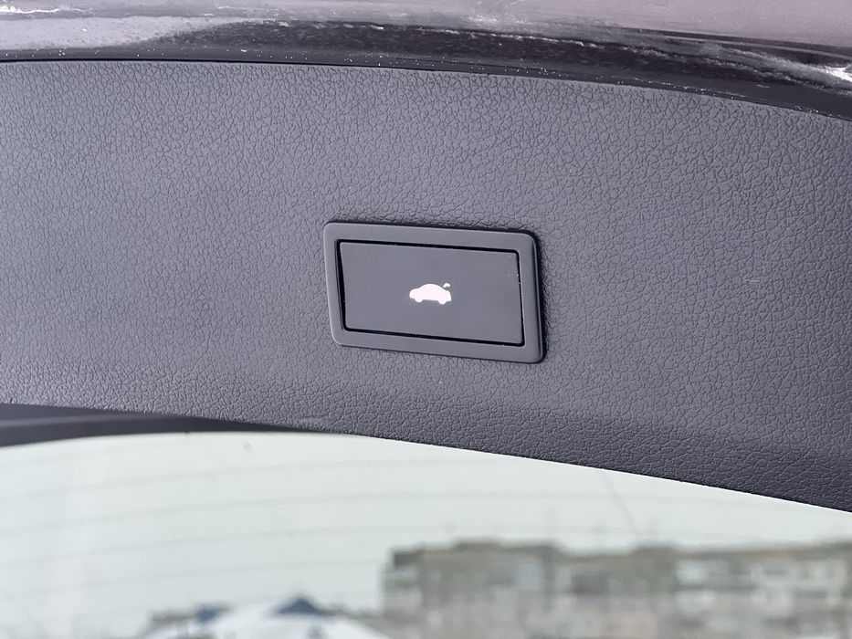 Audi q7 3.0 tdi 2011 свіжа