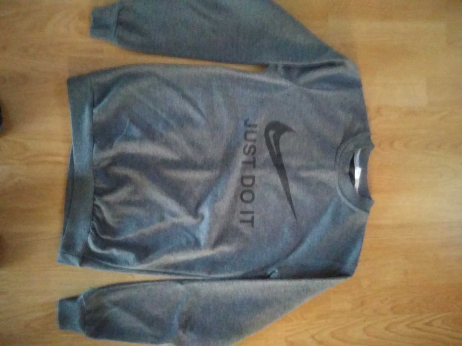 bluza NIKE chłopieca 15/16 lat