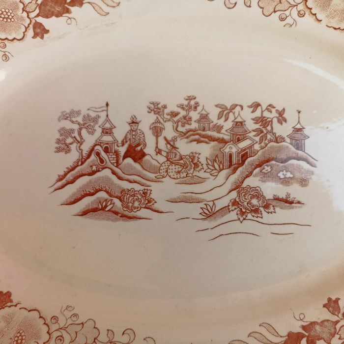 Travessa oval Sacavém Gilman Cta motivo Tókio (Pagode - 11) cor sépia