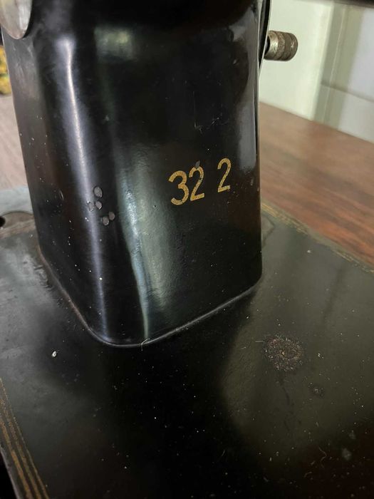 Продам швейну машинку Veritas