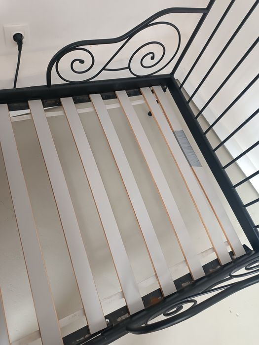 Cama com colchão