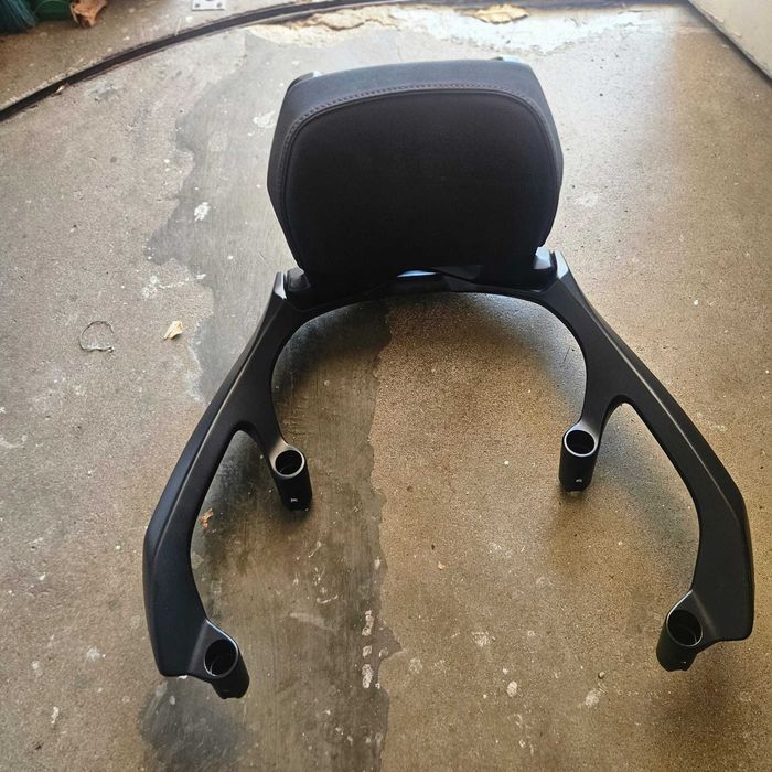 Encosto e suporte para Tmax 560