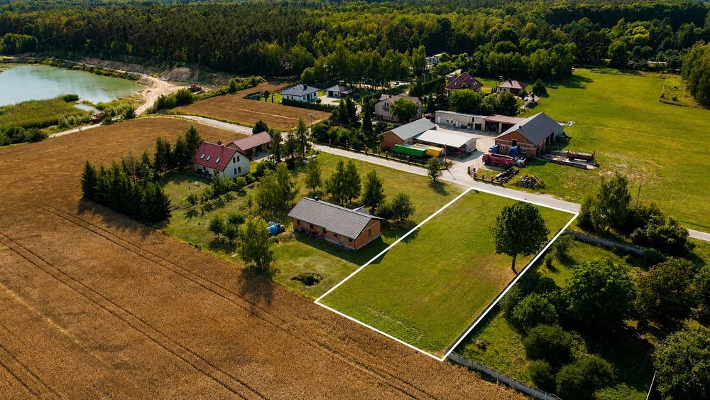 Działka budowlana 1583 m² - Tymianka gm. Stryków (media, asfalt, MPZP)