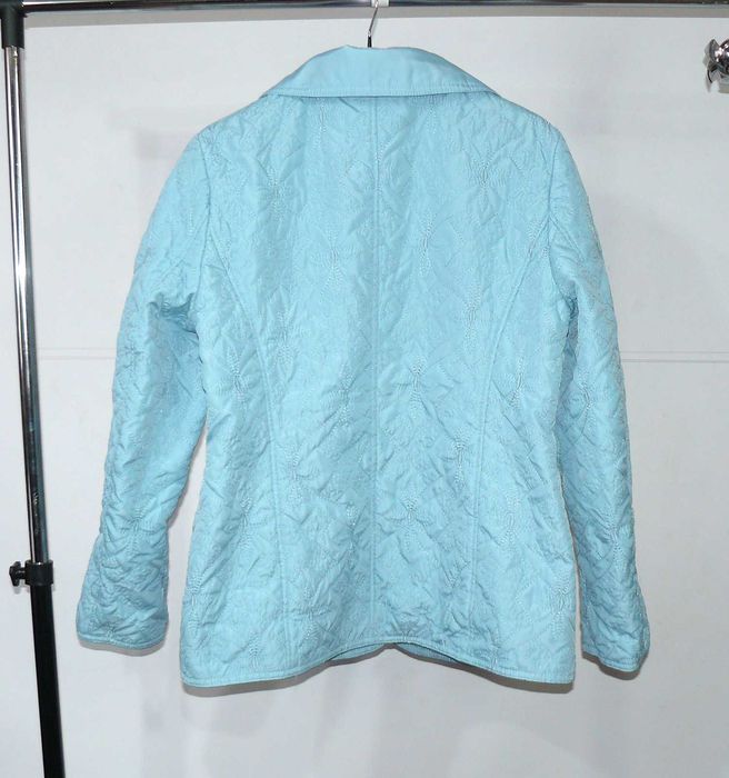 Fajna lekka przejściowa kurtka roz 40