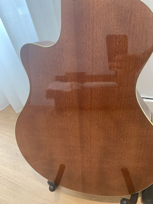 Guitarra Yamaha APX500 III
