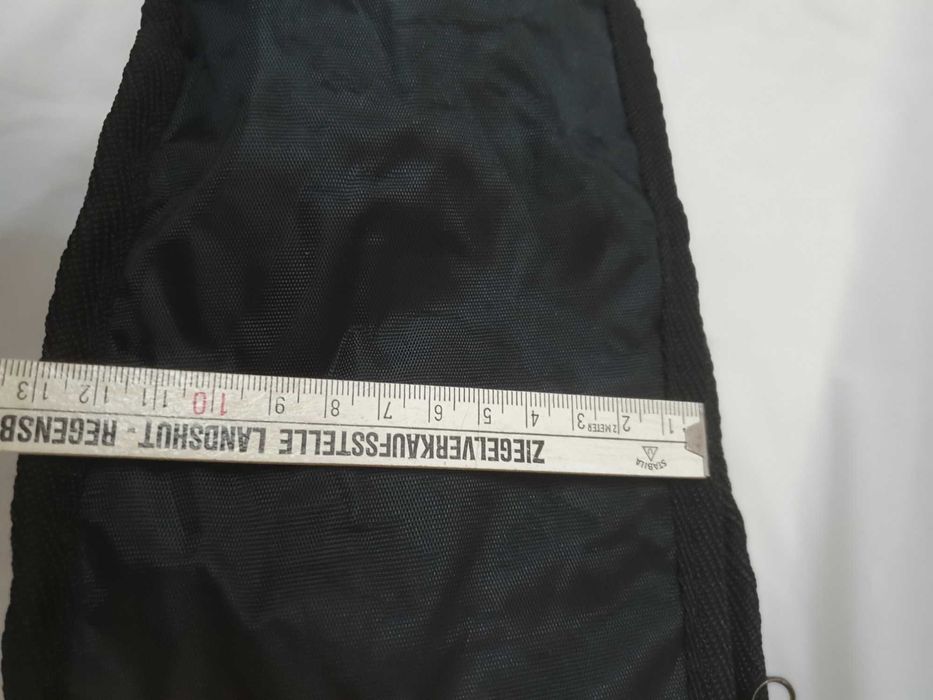 Чехол для гитары длиной 109см.