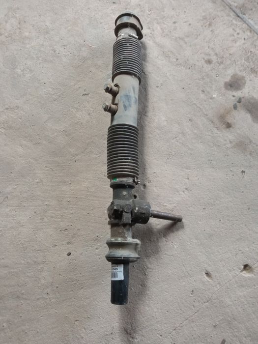 Продам рульову рейку на Ланос