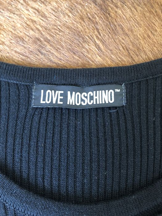 Відомий бренд Love Moschino