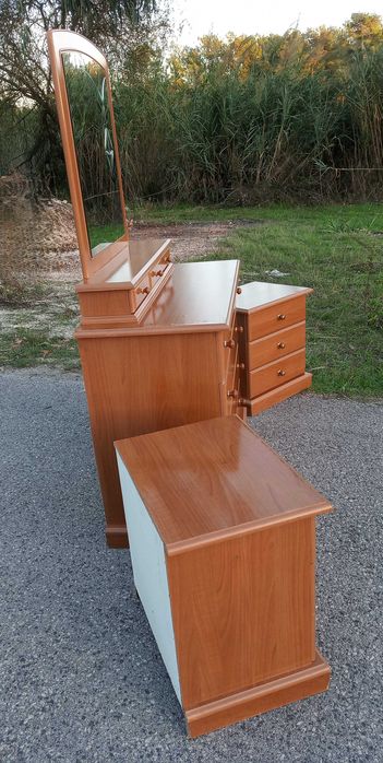 Mesinhas de Cabeceira Pinho