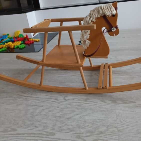 Drewniany duży koń konik na biegunach bujak siedzisko krzesełko
