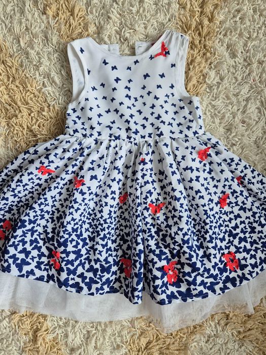 Сукня для дівчинки