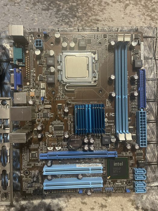 Материнська плата ASUS P5G41T-M LX2/GB/LPT (LGA 775, DDR3) + Кулер