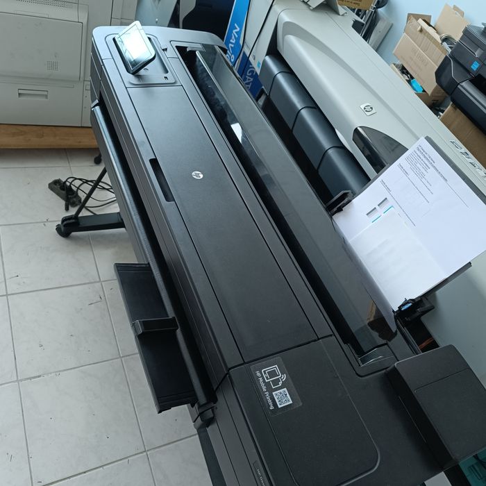 Plotter hp designjet T730 36pl com garantia
