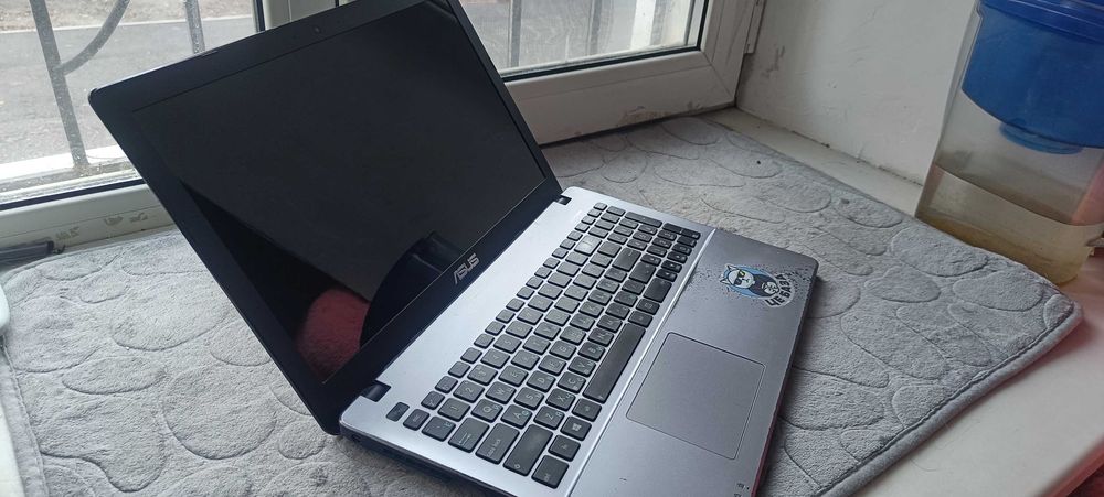 Ігровий Ноутбук Asus X550C P-2117U RAM 6Gb SSD 240Gb GeForce 720M 2Gb