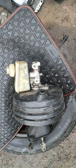 ГТЦ головний тормозний циліндр вакумний  опель омега б omega b