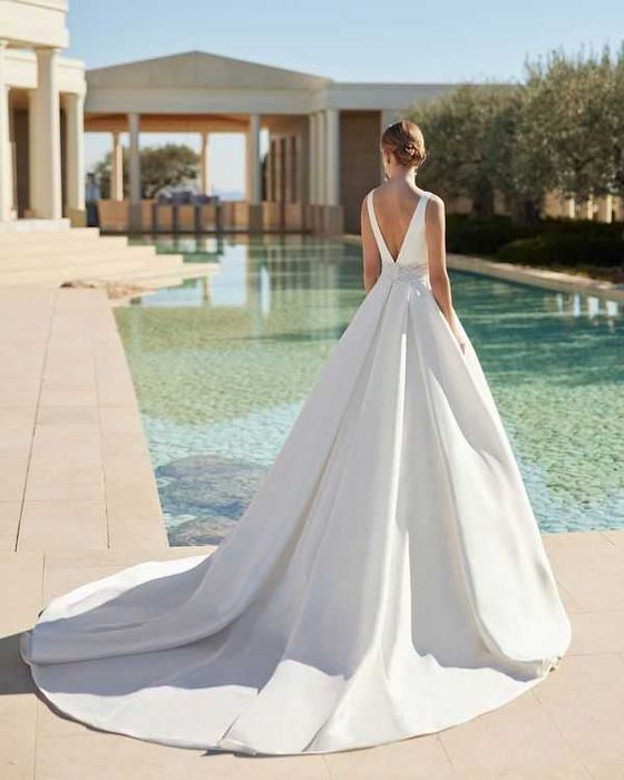 Vestido de Noiva Rosa Clará, coleção de 2023