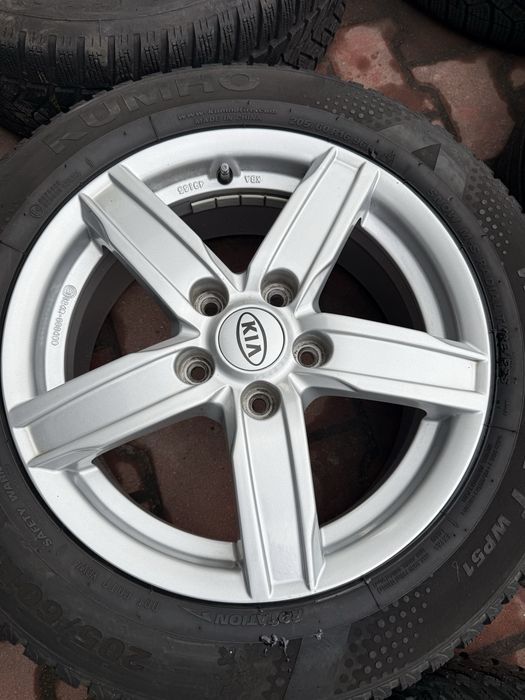 Felgi aluminiowe 5x114,3 16x6,5j et47 Kia Hyundai