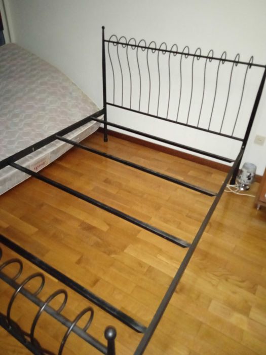 Cama de ferro "espessurado" - preto baço