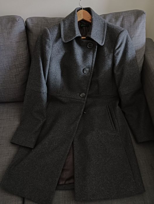 Sobretudo cinzento Benetton novo