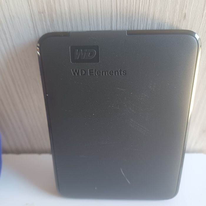 Зовнішній жорсткий диск 1,4,5 TB