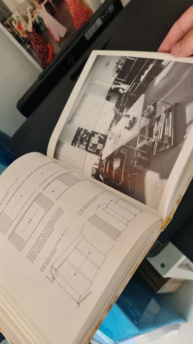 Livro capa dura Decoração de Interiores