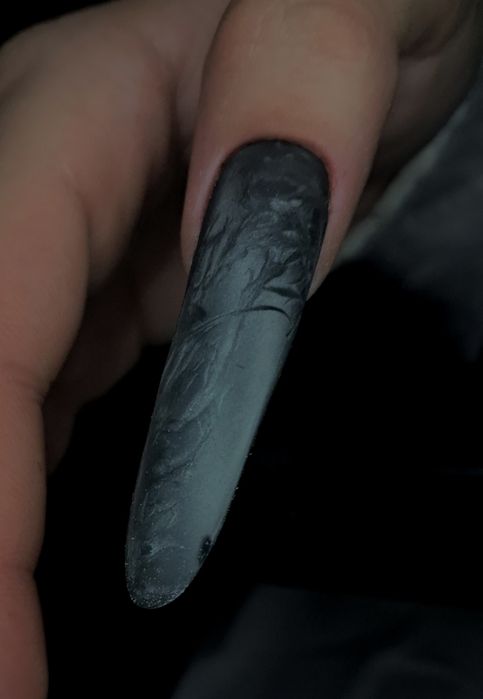 Манікюр корекція нарощення педікюр сихів