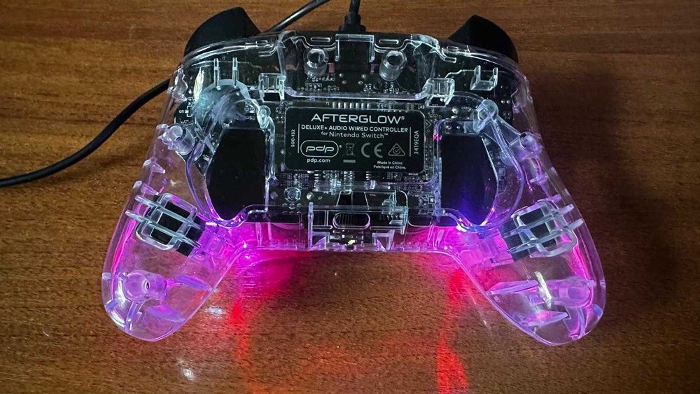 Nintendo Switch Kontroler PDP Afterglow Deluxe - przewodowy