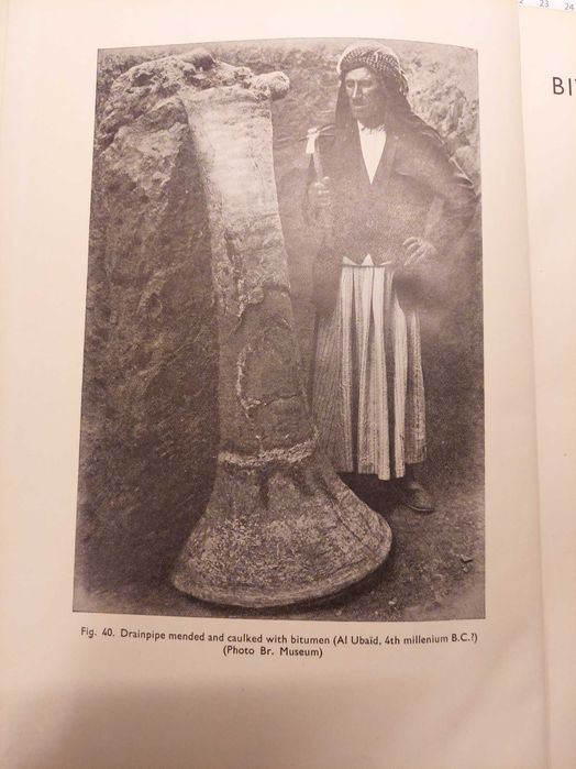 Bitumen and Petroleum in Antiquity z 1936 roku