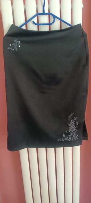 Spódnica czarna prosta