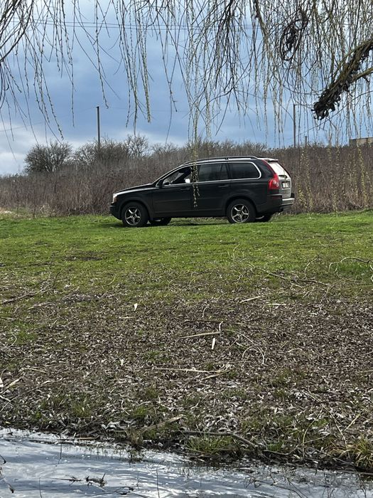 Volvo xc90 для військового