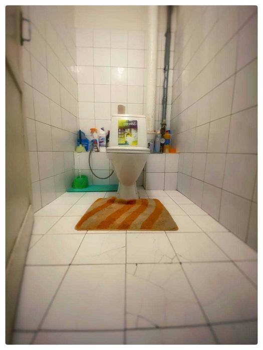 Место в комнате. ст. м. Тараса Шевченко!