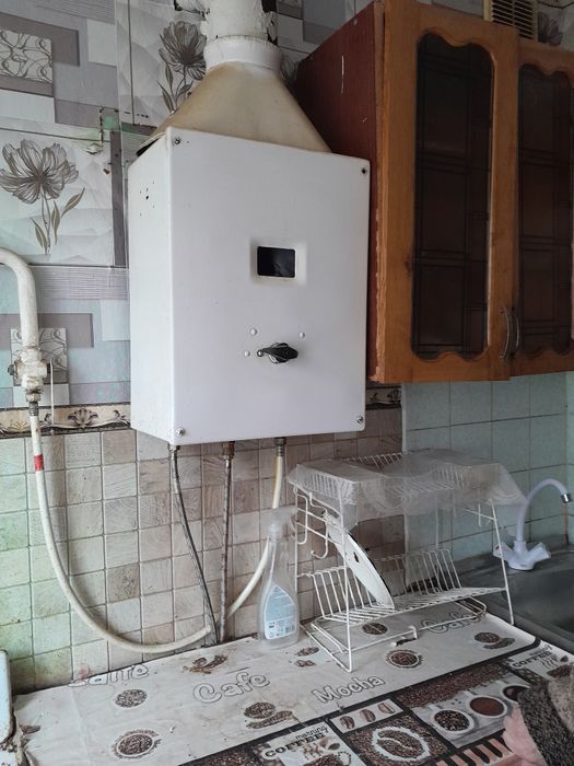 Продаю 1-комн.кв-ру 2-й этаж 5-эт.кирпичн.дома ,р-н"Зубра"