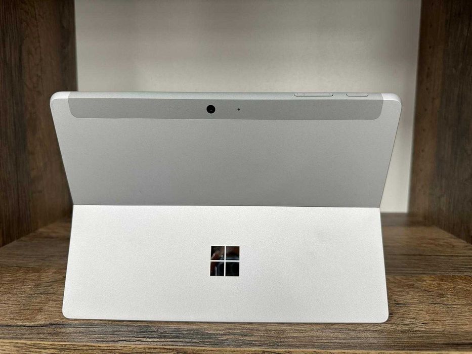 Tablet Laptop Microsoft Surface GO2 1926 4/64GB Pentium bdb gwarancja