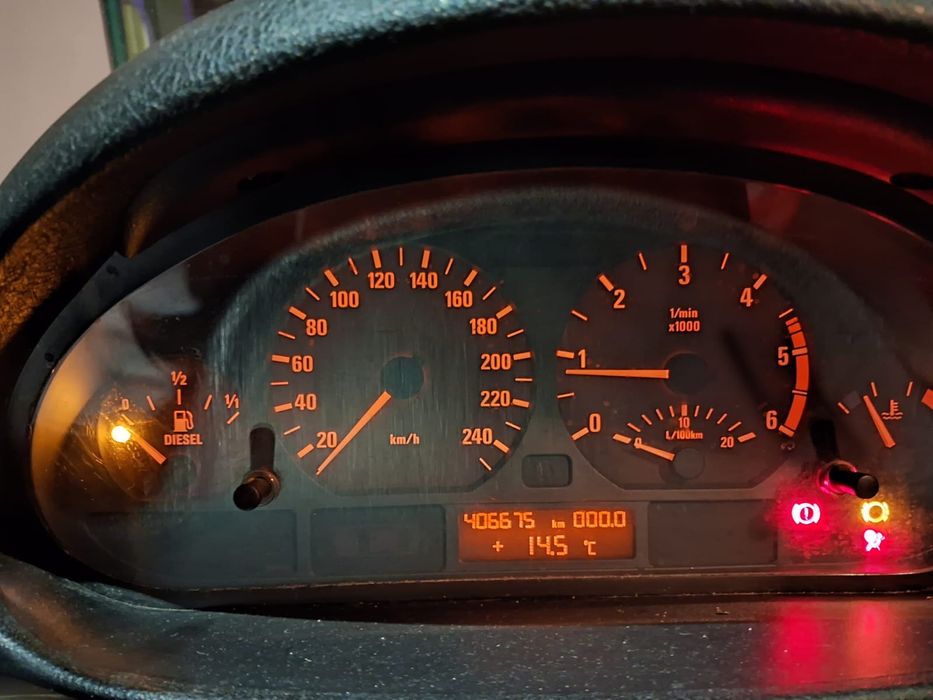 Vendo BmwE46 ano 2000