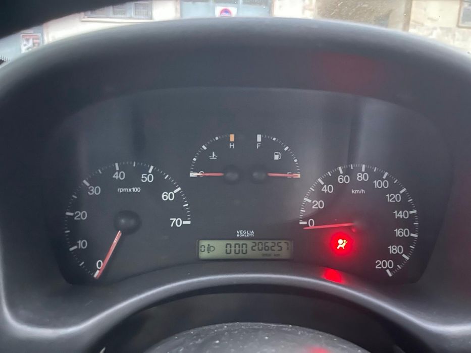 Carro punto ano 2000