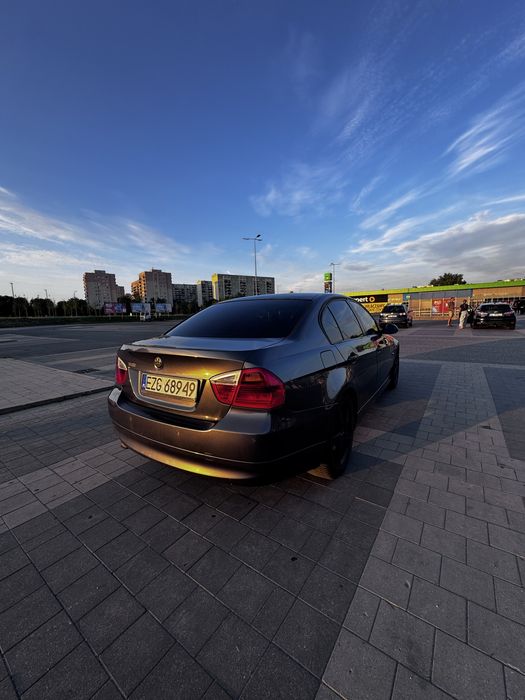 BMW  2007 series 3