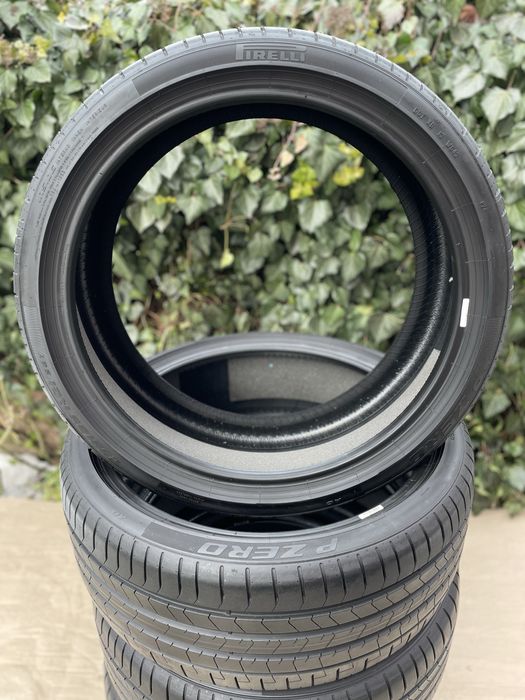 255/35 R21 Pirelli PZero PZ4
