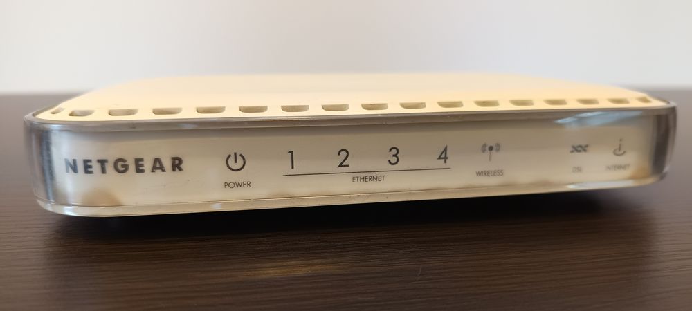 Router NETGEAR DG834G v5