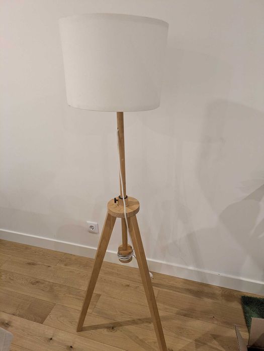 Candeeiro IKEA LAUTERS, em madeira